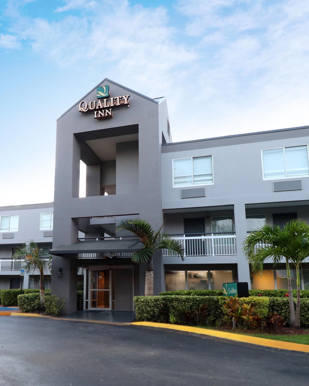 Quality Inn Miami Airport - Doral Exterior photo